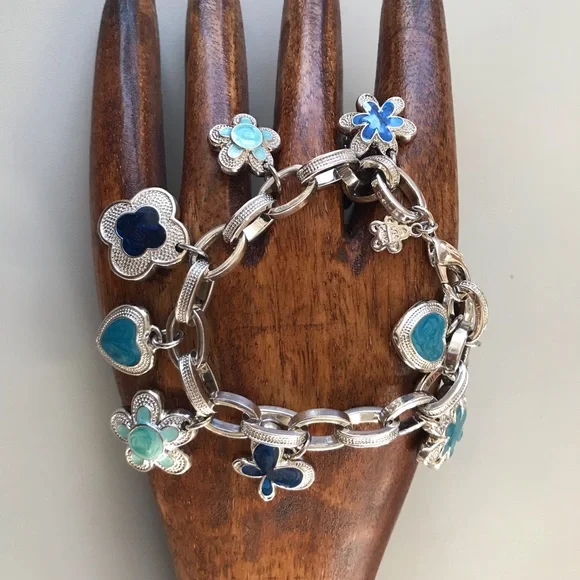 Perfectly Stunning Chunky silver & Enamel Lauren B Adams Charm Bracelet - Picture 5 of 8